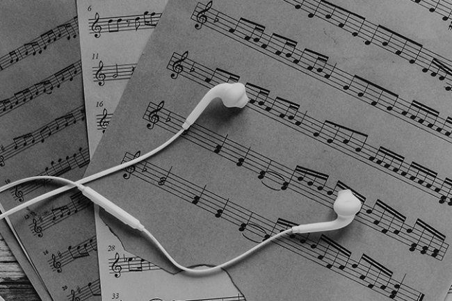 Written and Oral Transport in Music